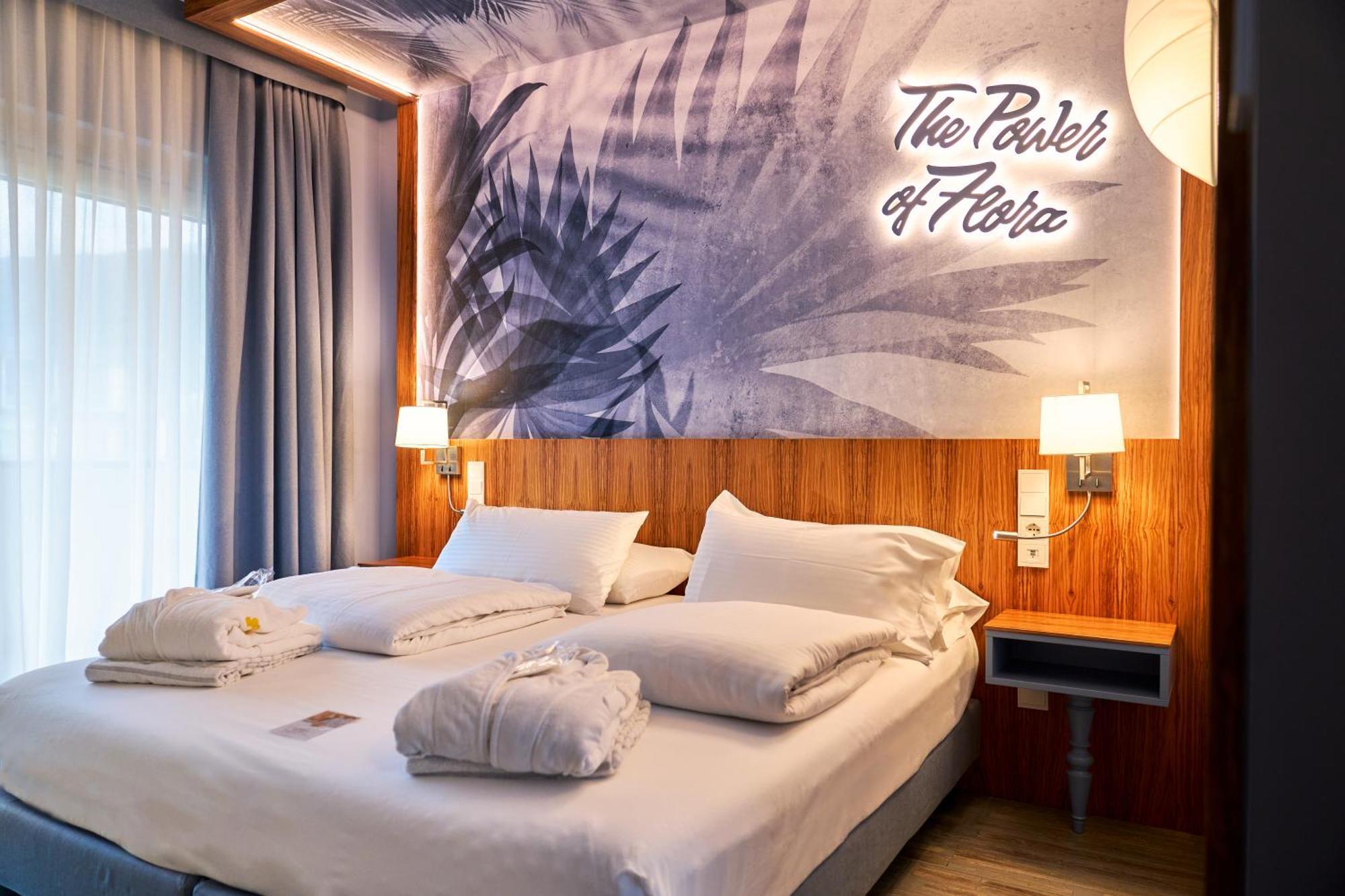 Parc Hotel Flora S Riva del Garda Extérieur photo