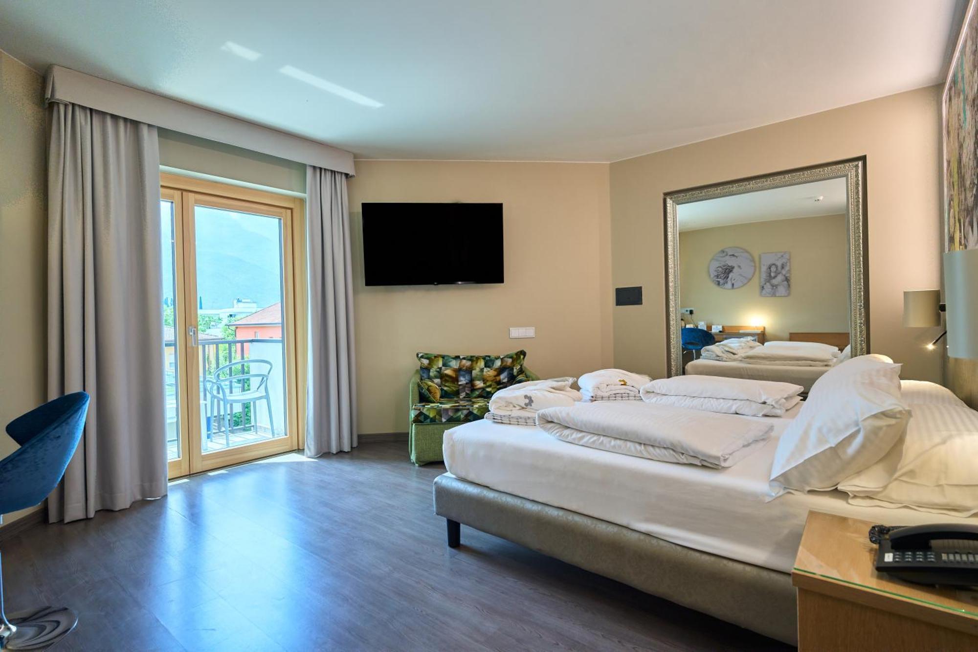Parc Hotel Flora S Riva del Garda Extérieur photo